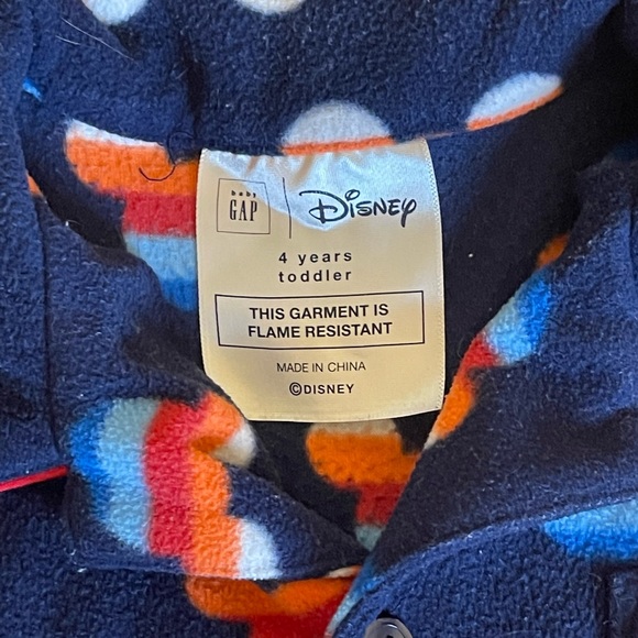 GAP Disney Kids Fleece Pajama Set - Picture 5 of 5